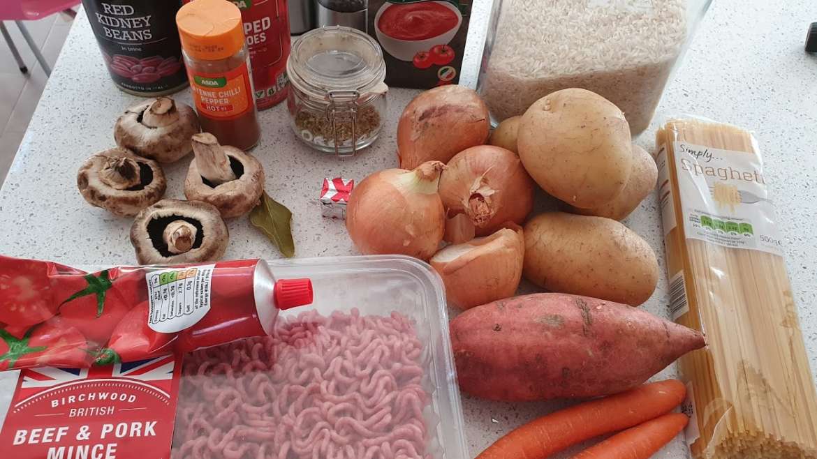 Student cooking class